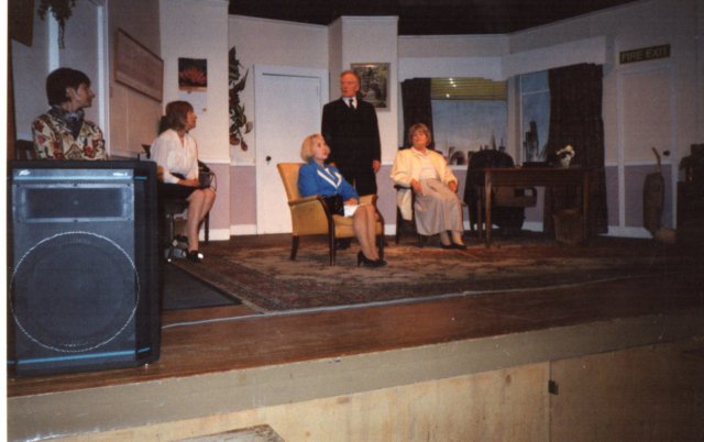 busybody1997004.jpg