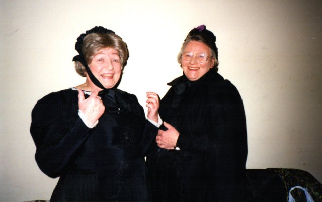 ladiesinretirement1998007.jpg