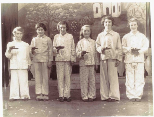stserfsjuniorchurchthemajicruby1955_6.jpg