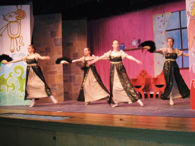 picture029.jpg